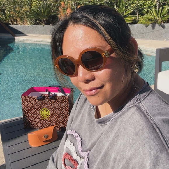 Tory Burch Opal Brown  Sunglasses - Picture 2 of 8